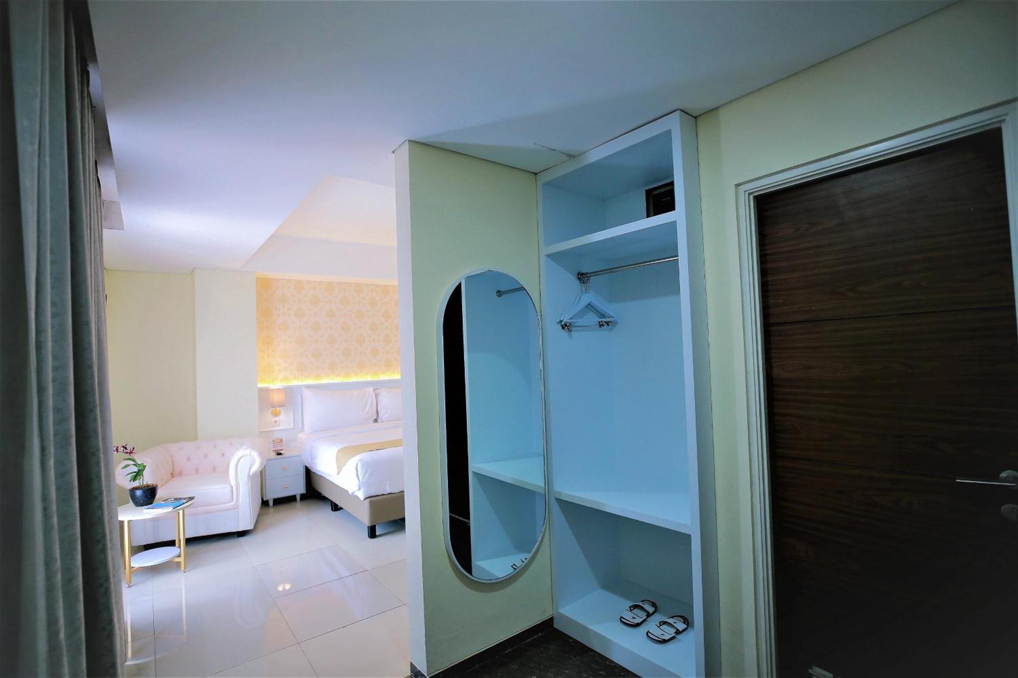 The Cube Hotel Malioboro, Azana Hotels Collection Yogyakarta Dış mekan fotoğraf