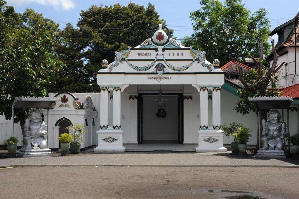 The Cube Hotel Malioboro, Azana Hotels Collection Yogyakarta Dış mekan fotoğraf
